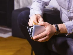 Ogon Design Portafoglio in alluminio Smart Case V2< Portafogli Alluminio